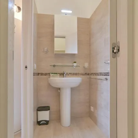 D'amare - Stanza Rosa Bed & Breakfast 3*