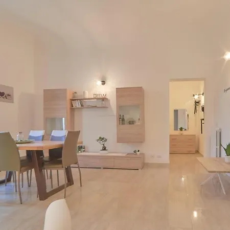 D'amare - Stanza Rosa Bed & Breakfast 3*